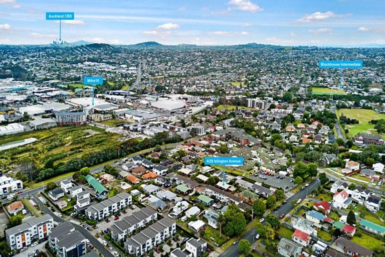 Photo of property in 4/28 Islington Avenue, New Lynn, Auckland, 0600