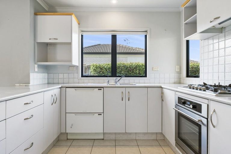 Photo of property in 68 Beachwater Drive, Papamoa Beach, Papamoa, 3118