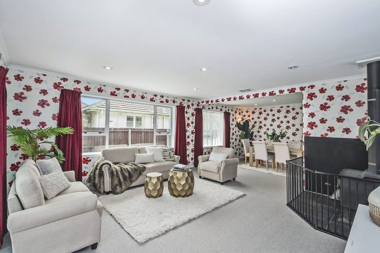 Photo of property in 5 Greendale Avenue, Avonhead, Christchurch, 8042