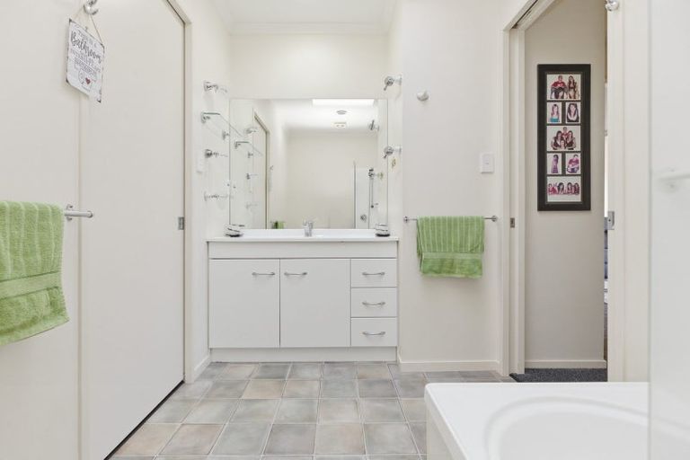 Photo of property in 2/41 Manchester Way, Judea, Tauranga, 3110