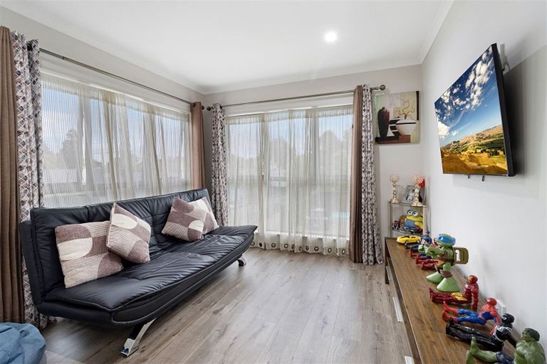 Photo of property in 7a Woodvale Road, Glen Eden, Auckland, 0602