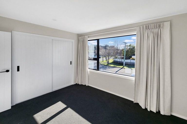 Photo of property in 17 Faulke Avenue, Wainuiomata, Lower Hutt, 5014