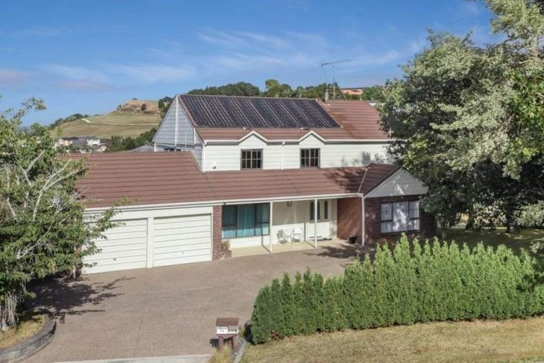 Photo of property in 112 Valley Road, Pukekohe, 2120