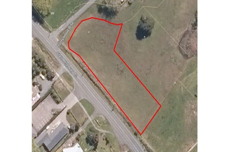 Photo of property in 2 Cherrywood Rise, Paparoa, 0571