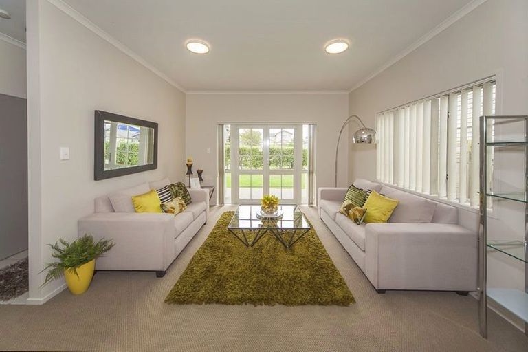 Photo of property in 23 Mulvaney Crescent, Henderson, Auckland, 0612