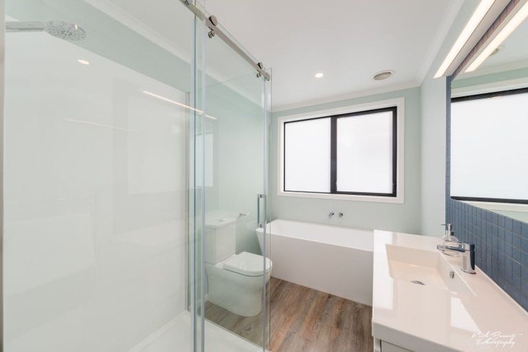 Photo of property in 931c High Street, Avalon, Lower Hutt, 5011