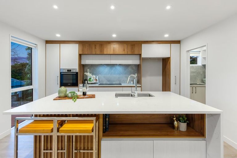 Photo of property in 14a Crystal Avenue, Glendene, Auckland, 0602