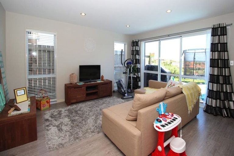 Photo of property in 65 Buccaneer Court, Gulf Harbour, Whangaparaoa, 0930