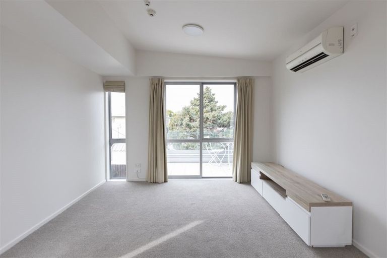 Photo of property in 8a Rotherham Street, Riccarton, Christchurch, 8041