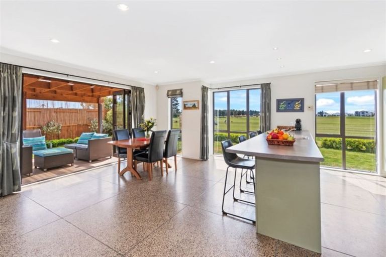 Photo of property in 540 Bower Avenue, Parklands, Christchurch, 8083