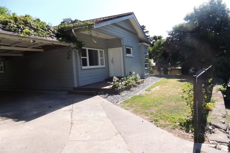 Photo of property in 30 Coote Road, Bluff Hill, Napier, 4110