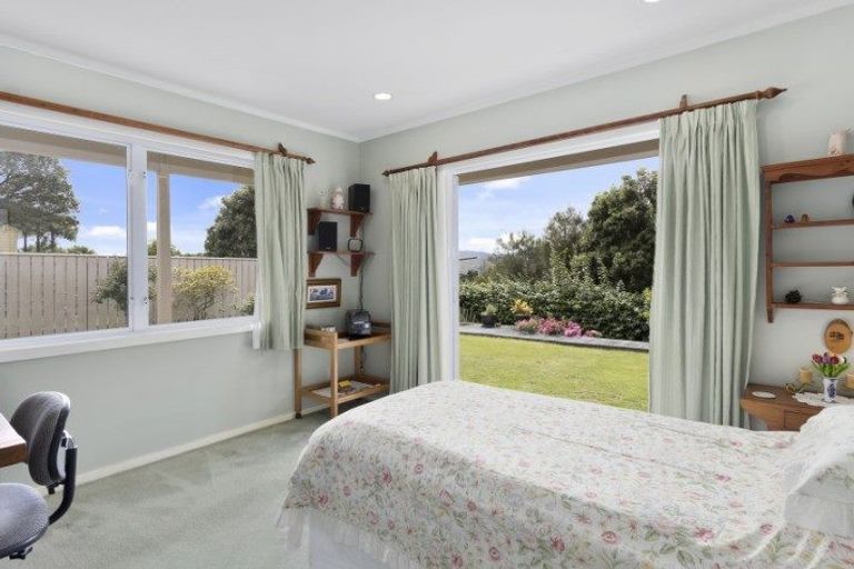 Photo of property in 49 Eskdale Road, Papakowhai, Porirua, 5024