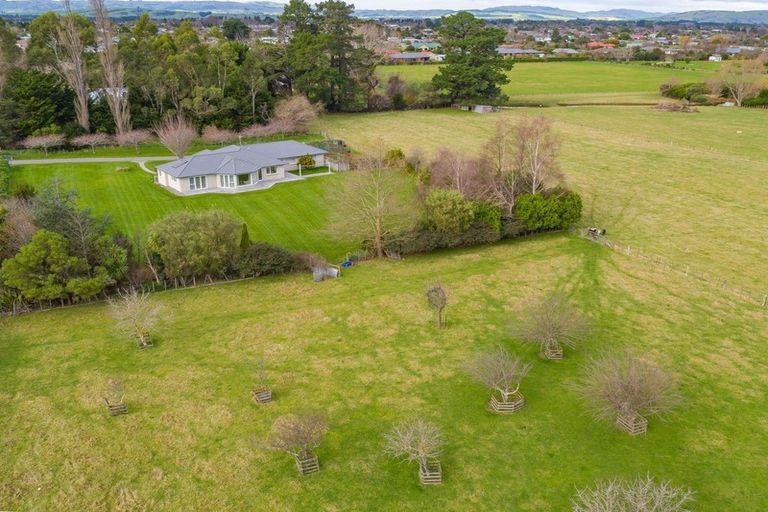 Photo of property in 137 Kent Street, Carterton, 5713