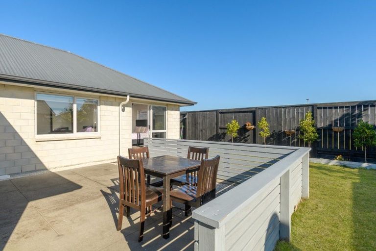 Photo of property in 93 Puhirake Crescent, Pyes Pa, Tauranga, 3112