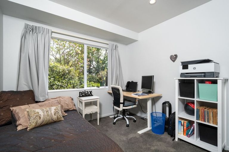 Photo of property in 39 Suncrest Drive, West Harbour, Auckland, 0618