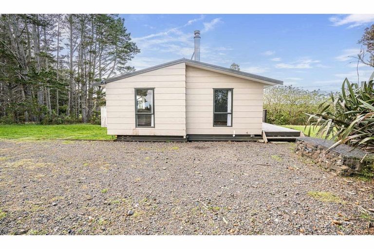 Photo of property in 75 Hikurua Road, Kaeo, 0478