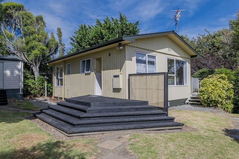 Photo of property in 8 Campion Road, Waikanae Beach, Waikanae, 5036