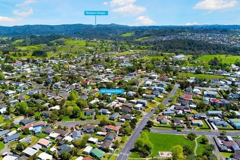 Photo of property in 42a Farwood Drive, Henderson, Auckland, 0612