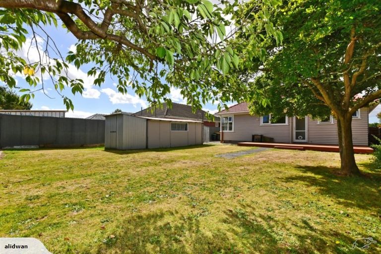 Photo of property in 103 Isleworth Road, Bishopdale, Christchurch, 8053
