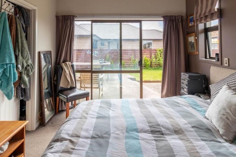 Photo of property in 16 Huia Street, Waikiwi, Invercargill, 9810