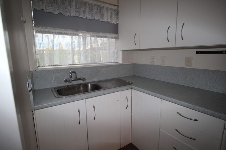 Photo of property in 8d Seaforth Avenue, Milson, Palmerston North, 4414