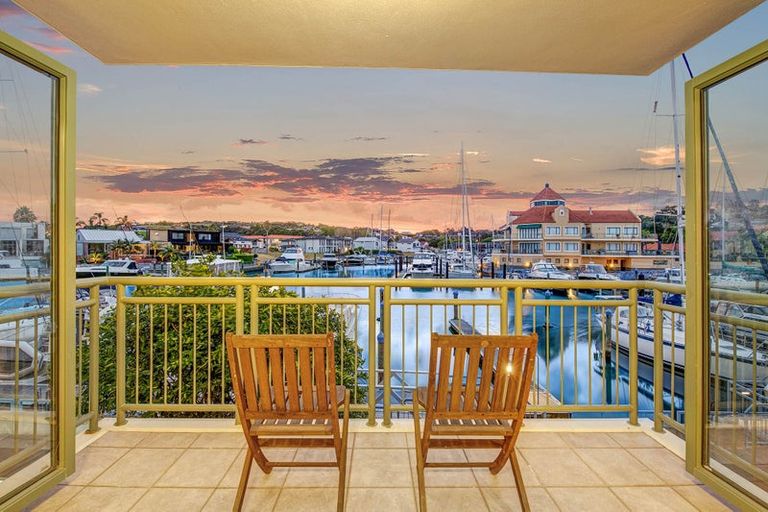 Photo of property in 80 Harbour Village Drive, Gulf Harbour, Whangaparaoa, 0930