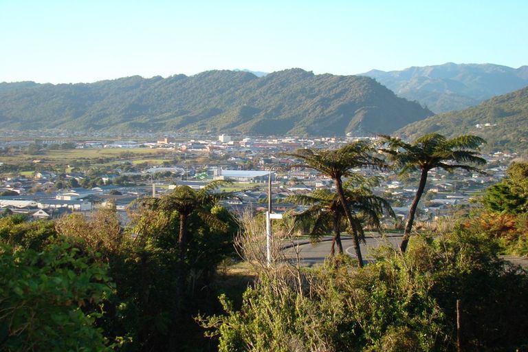 Photo of property in 42 Arnott Heights, Greymouth, 7805