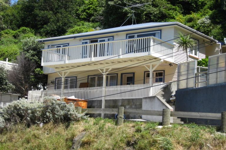 Photo of property in 7 Onslow Road, Khandallah, Wellington, 6035