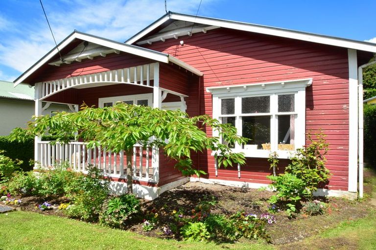 Photo of property in 58 Argyle Street, Mornington, Dunedin, 9011