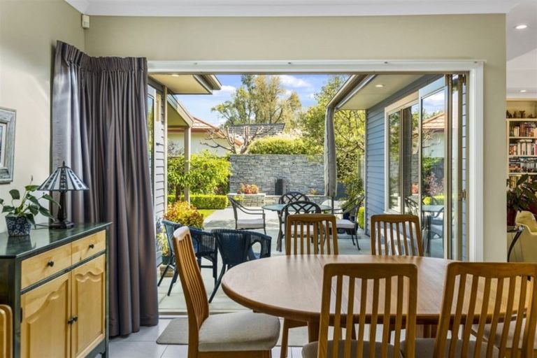 Photo of property in 18 Milesbrook Close, Rangiora, 7400