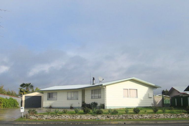 Photo of property in 303 Flaxmere Avenue, Flaxmere, Hastings, 4120