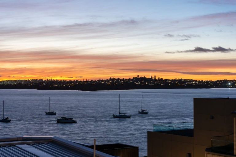 Photo of property in 67c The Parade, Bucklands Beach, Auckland, 2012