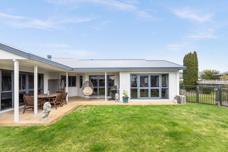 Photo of property in 3 Amanda Place, Mayfair, Hastings, 4122