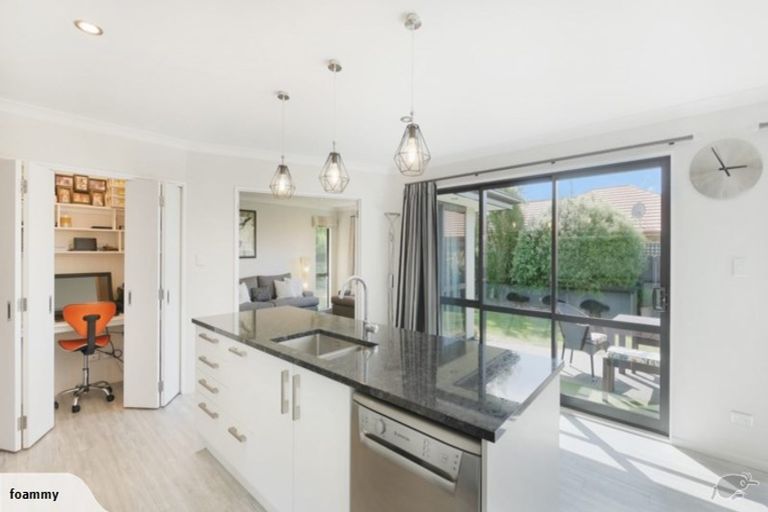 Photo of property in 1 Teal Close, Woolston, Christchurch, 8023