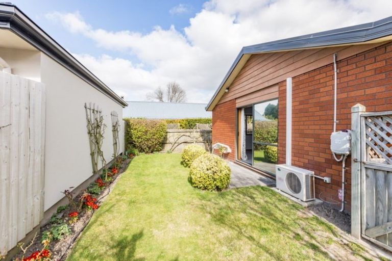 Photo of property in 2/83 Hoon Hay Road, Hoon Hay, Christchurch, 8025