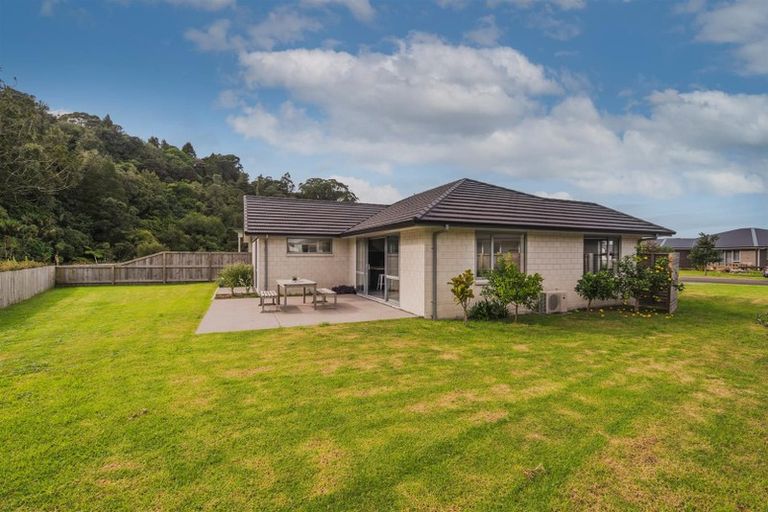 Photo of property in 30 Alf Simpson Drive, Whitianga, 3510