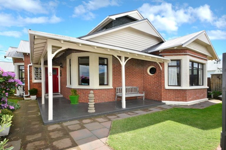 Photo of property in 2 Hargest Crescent, Saint Kilda, Dunedin, 9012