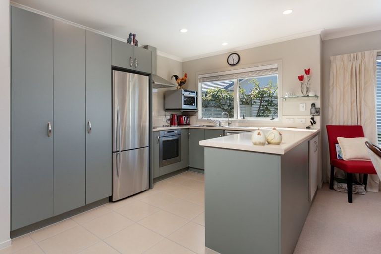 Photo of property in 59 Bridgewater Way, Pyes Pa, Tauranga, 3112