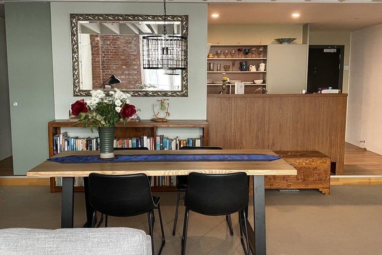 Photo of property in Waterloo Quay Apartments, 216/28 Waterloo Quay, Pipitea, Wellington, 6011