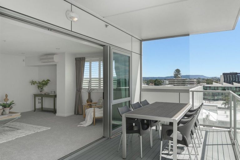 Photo of property in 12/72e Devonport Road, Tauranga, 3110