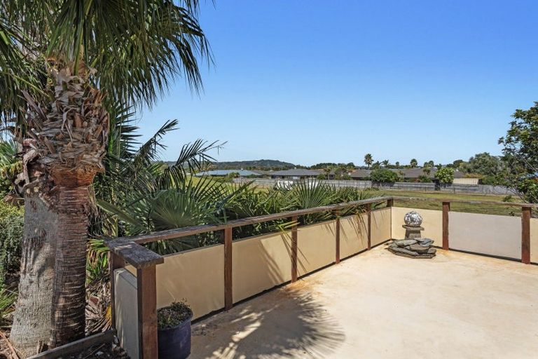 Photo of property in 34 Ohuirehe Road, Coastlands, Whakatane, 3120