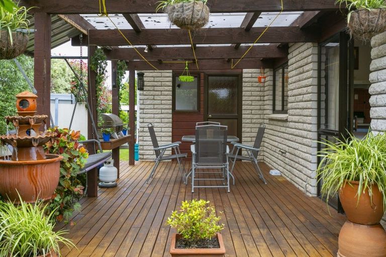 Photo of property in 1/12 Golders Place, Richmond Heights, Taupo, 3330