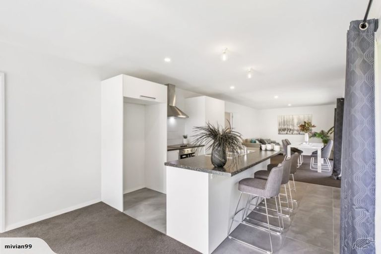 Photo of property in 8 Southill Way, Pyes Pa, Tauranga, 3112