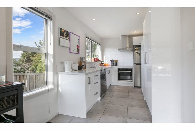 Photo of property in 100b Normandale Road, Normandale, Lower Hutt, 5010