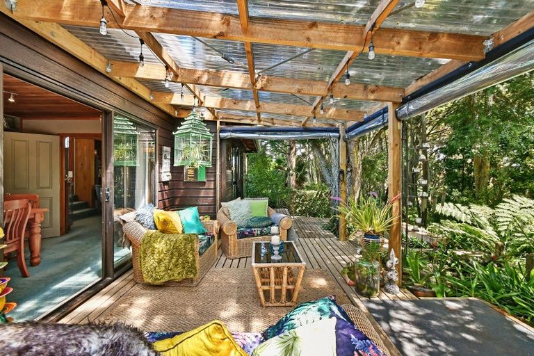 Photo of property in 63 Calluna Crescent, Totara Heights, Auckland, 2105