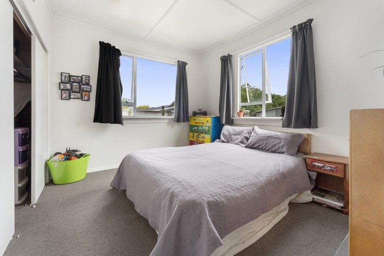 Photo of property in 2 Standish Street, Inglewood, 4330