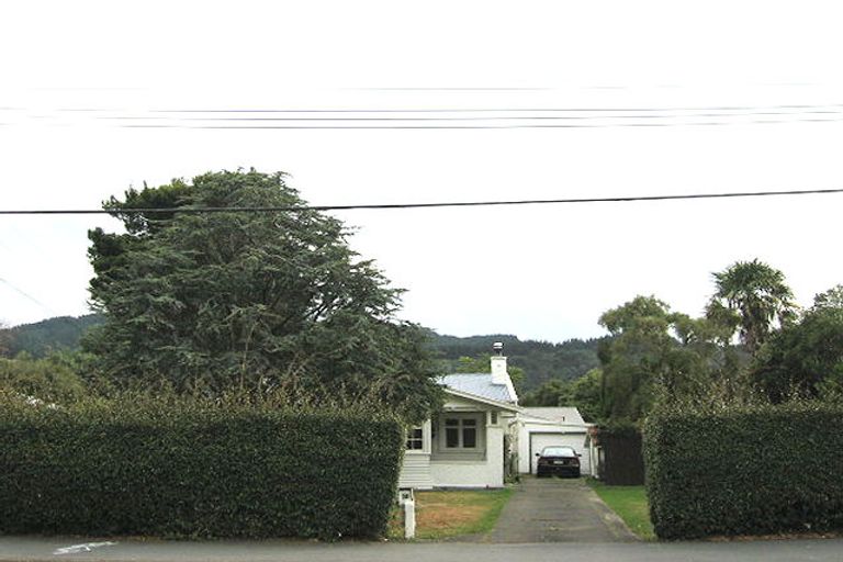 Photo of property in 55a Palmer Crescent, Silverstream, Upper Hutt, 5019