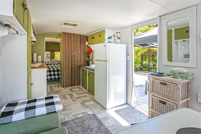 Photo of property in 3 Kayes Crescent, Waikawau, Coromandel, 3584