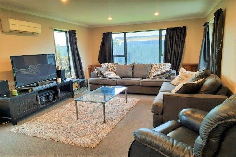 Photo of property in 12a Pentecost Road, Rangiora, 7400