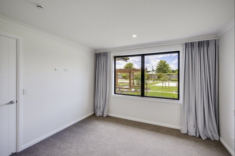 Photo of property in 55 Read Crescent, Clive, 4102